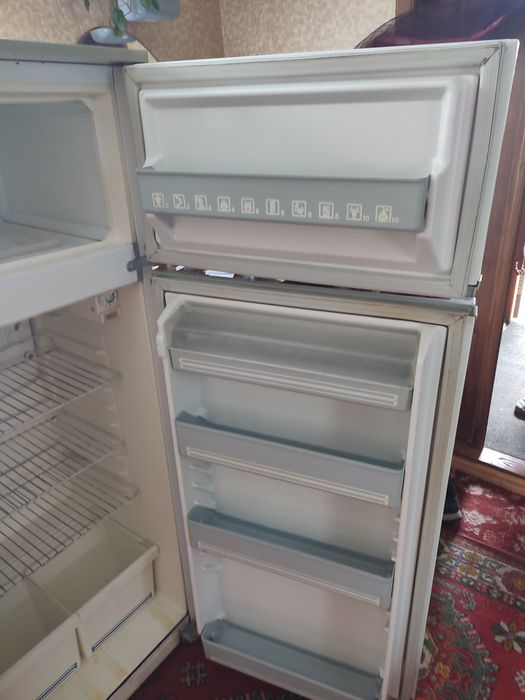 Двокамерний Холодильник Донбас з новим компресором