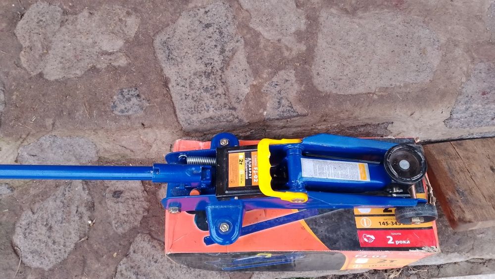 Домкрат гидравличний