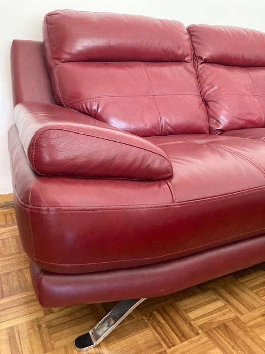 Sofá em pele - 2 lugares