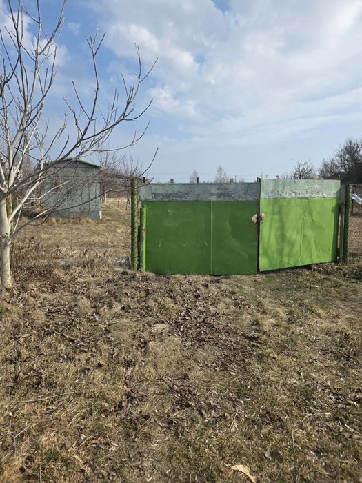 Продам земельну ділянку в Трушках