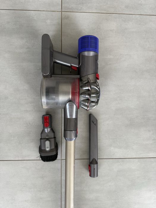 Пилосос Dyson v8 animal з насадкою для вологого прибирання