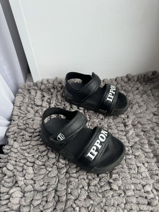 Босоніжки, сандалі 24 розмір