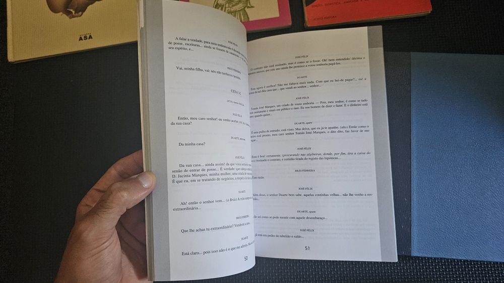 Livros de Estudo Escolar e de Saúde