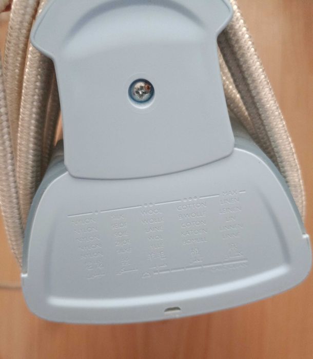 Żelazko parowe Philips GC3320 sprawne