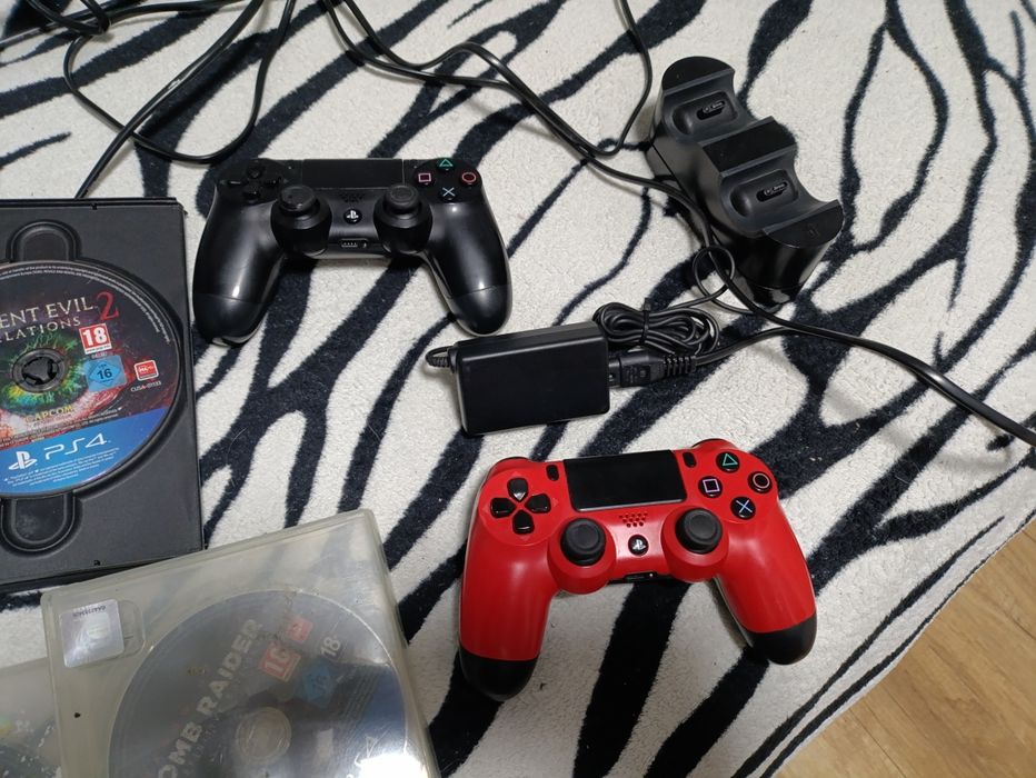 PlayStation 4 2xpad gry