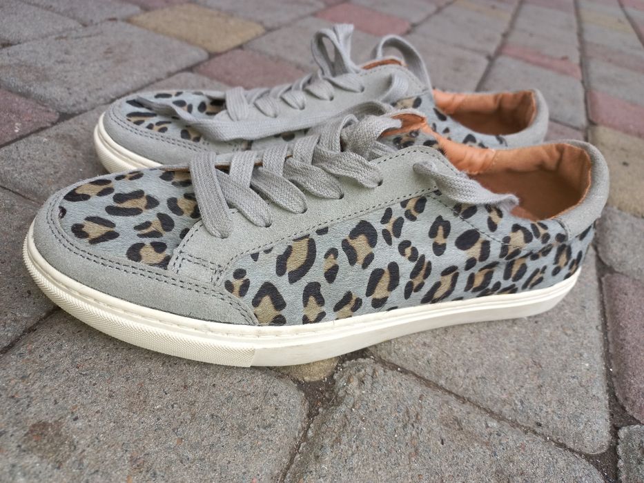 Кросівки жіночі шкіряні кроссовки женские