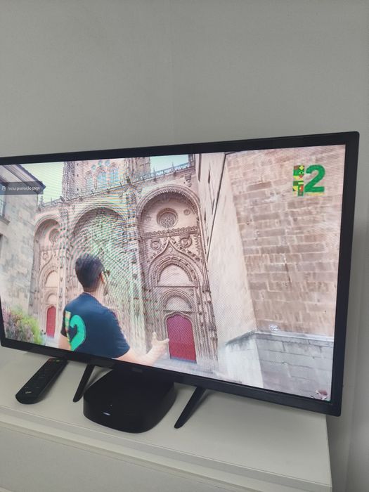 Tv 32 semi nova Qliver