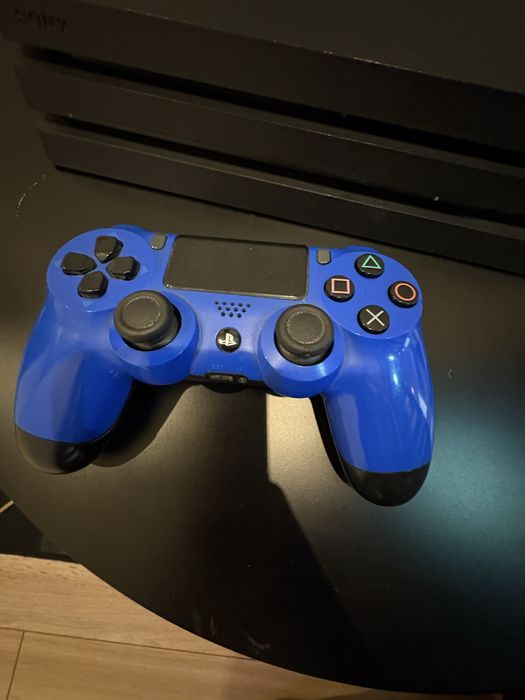 Playstation 4 pro 1tb