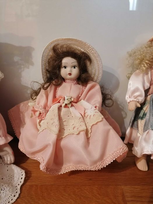 Boneca de porcelana