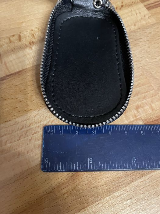 Etui na klucz pilot do auta z krokodylem na klucze