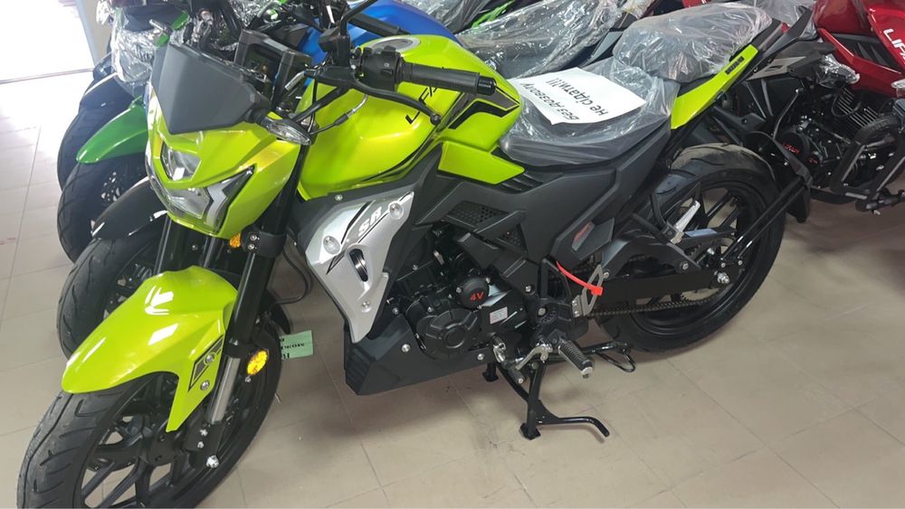 АКЦІЯ! Mотоцикл дорожній LIFAN SR220