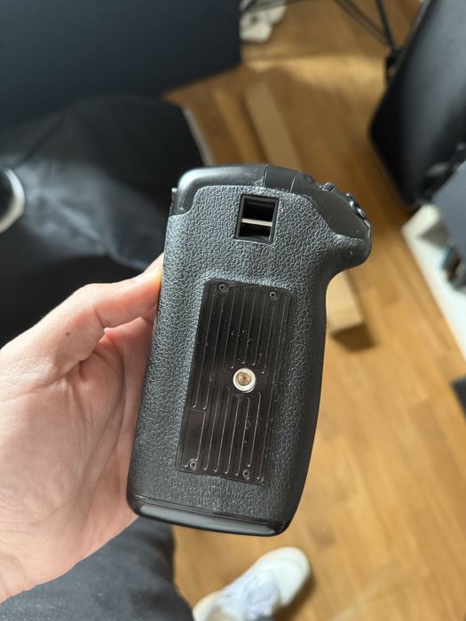 Grip 5D mark iv newer