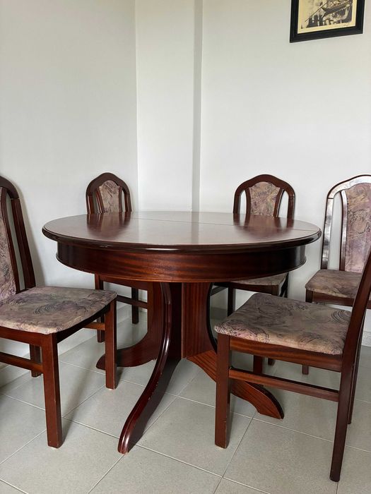 Mesa de jantar extensível, madeira maciça, 5 cadeiras