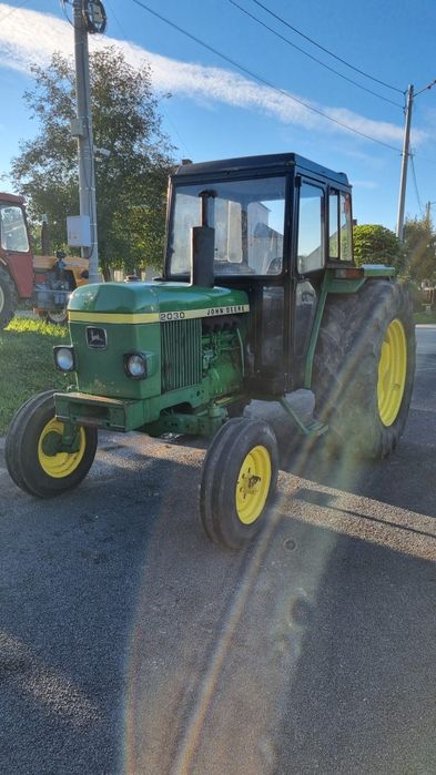 Traktor John Deere 2030