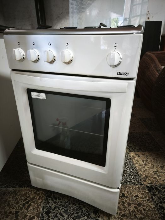 Fogão Forno a  gás Zanussi