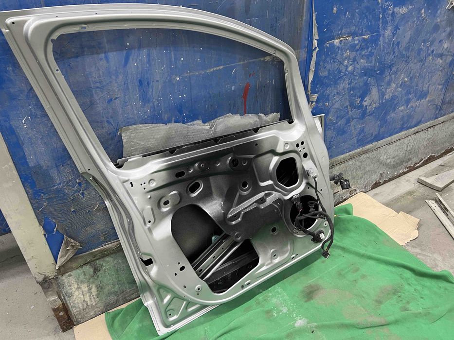 Двері ліві передні форд  Ford екоспорт 17-20 рік