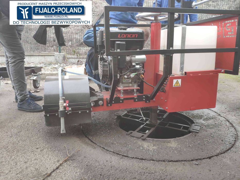 Wycinarka do asfaltu, piła do studzienek, piła do asfaltu. Wyrzynarka.