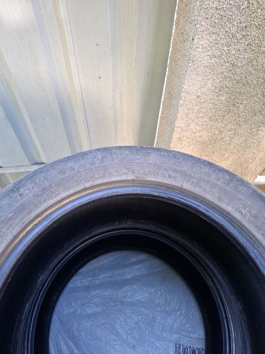 продам шини 235/55/R17