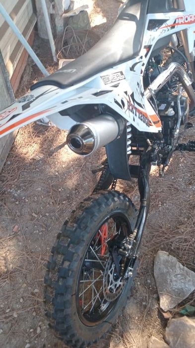 Moto malcor xlz 125 e pitbike 125