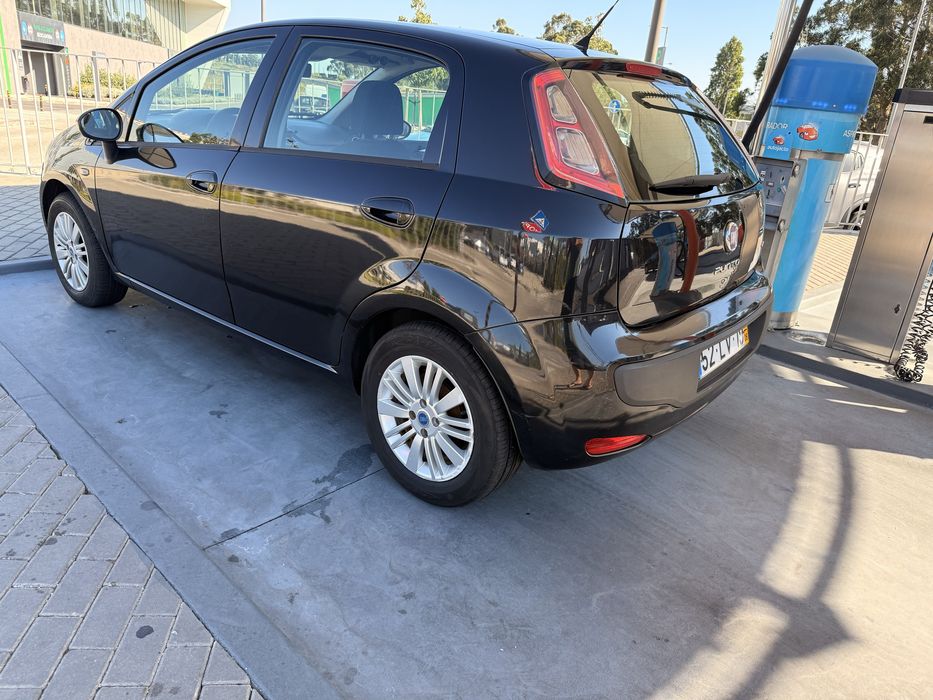 Fiat grande punto evo ( leia o anuncio)