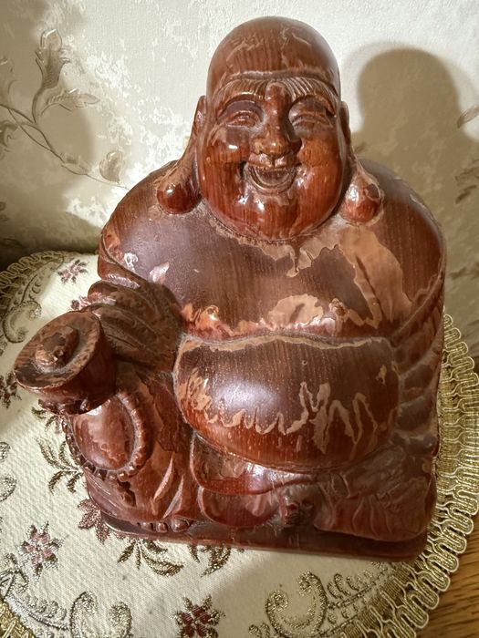 Продам фигурку Будда