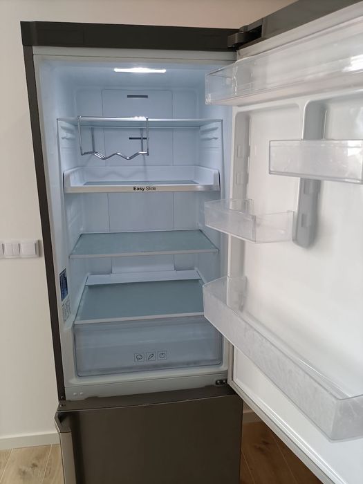Frigorífico Combinado Samsung - No Frost (Inox/Prateado) - Bom Estado