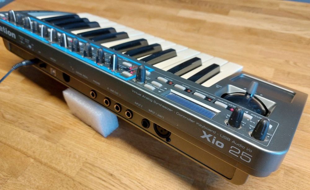 Novation XioSynth25 Sintetizador Interface