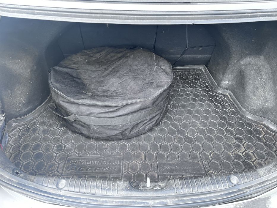 Hyundai Accent 2012