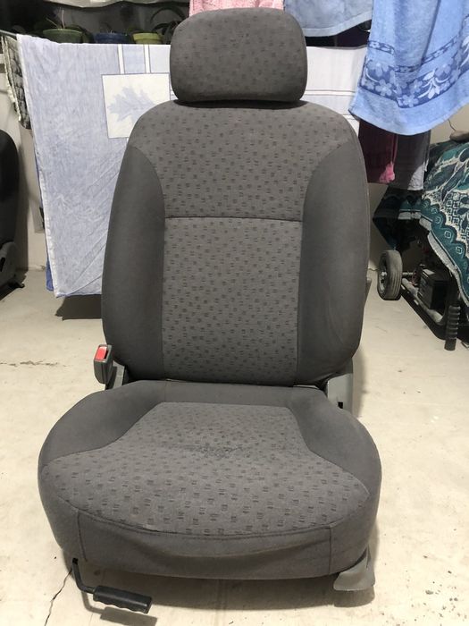 Сидіння БМВ в гарному стані