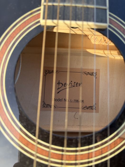 Guitarra semi-acustica