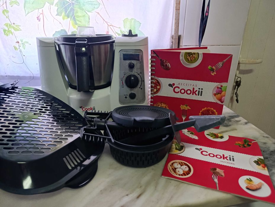 Vendo Cookii em excelente estado