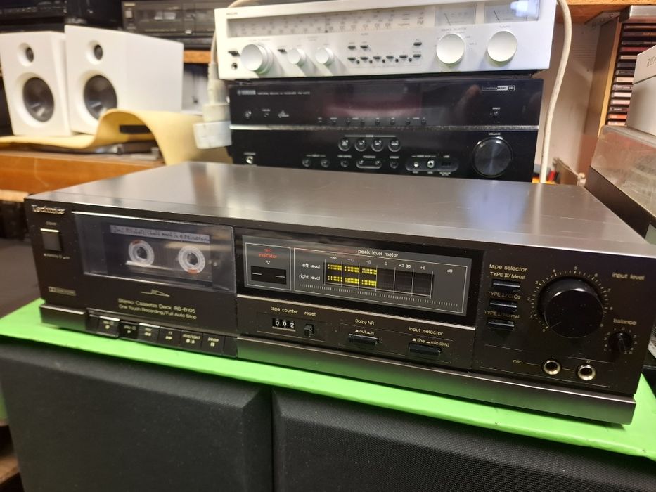 Magnetofon Technics RS-B105