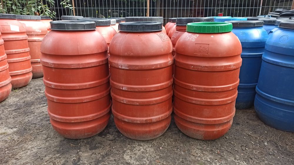 BECZKA PLASTIKOWA po spożywce na deszczówkę POJ. 220l