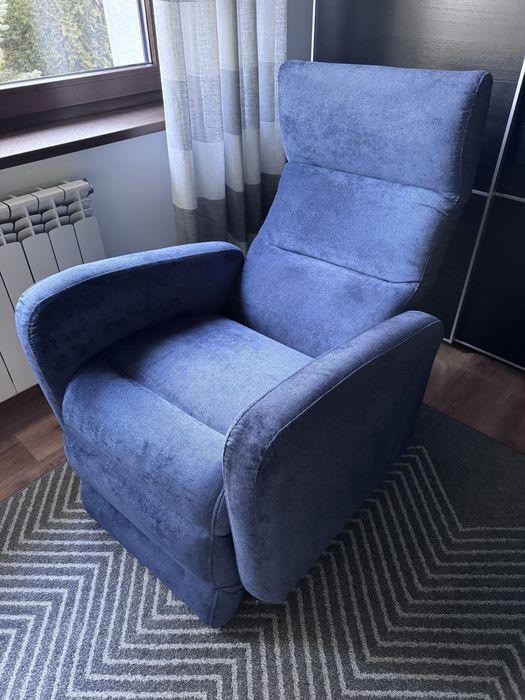 Fotel z funkcja relax (zasilany elektrycznie)