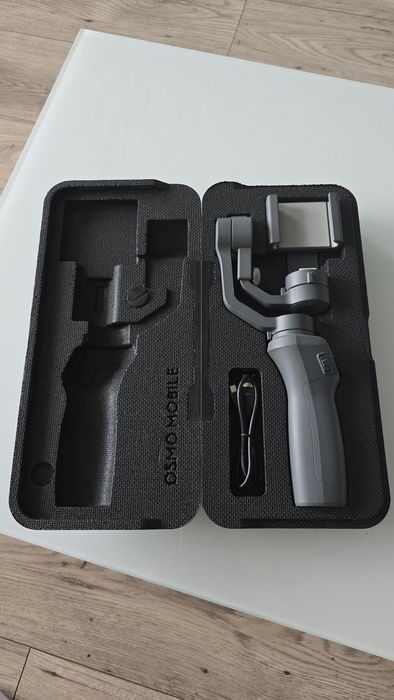 DJI Osmo Mobile 2