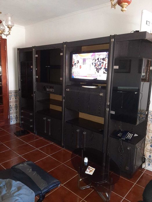 Vendo Movel de Sala usado dividido em quatro modulos.