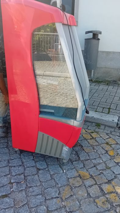 Arca  com rodas de frio