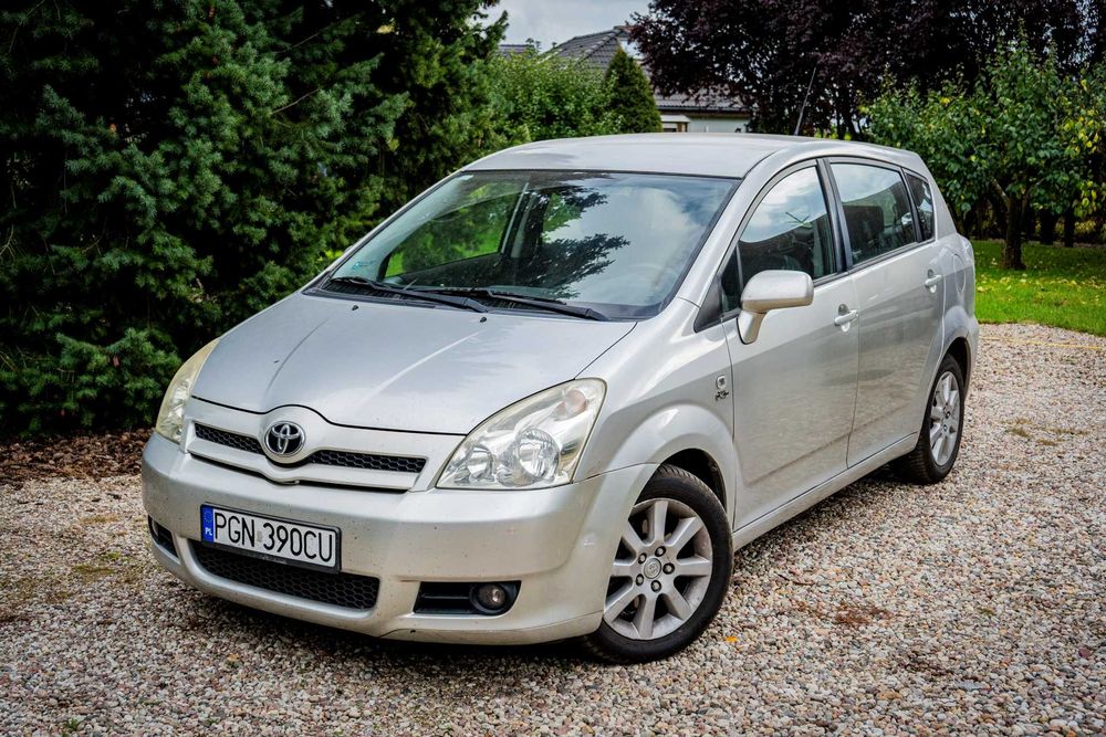 Toyota Corolla Verso 2.0 Diesel 2005 rok