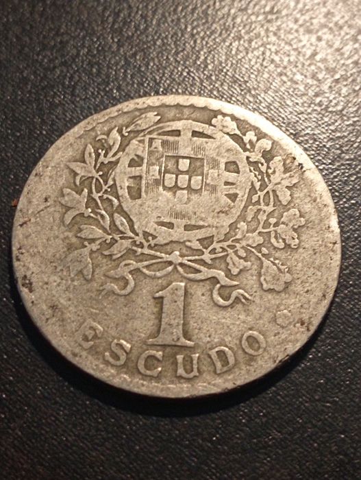 1 escudo - Republica Portuguesa	Portugal	1931	-Impecavel*