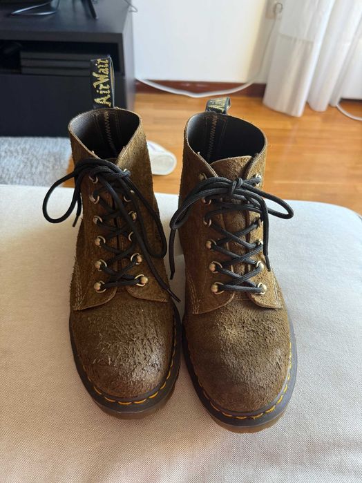 Dr Martens airware