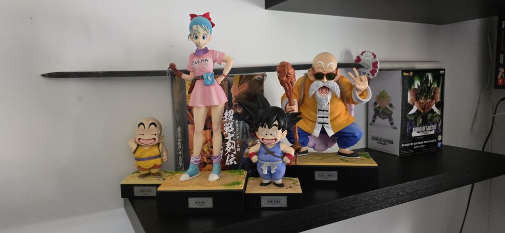 Set figuras resina Dragon Ball ( Master Roshi l, Bulma, Songoku Kilin)
