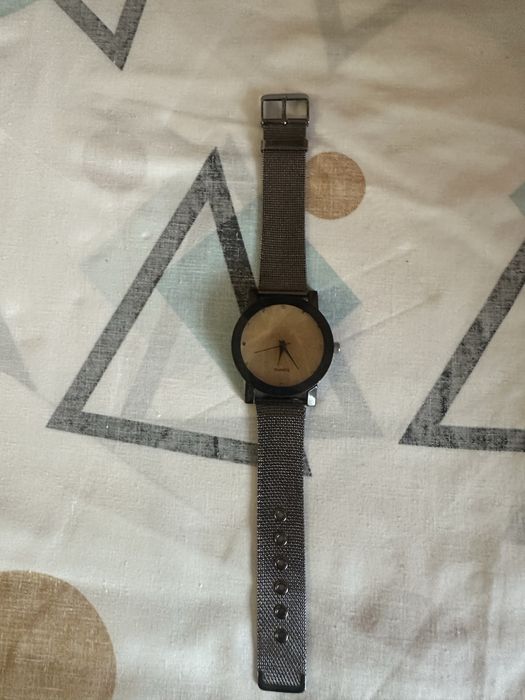 Продам жіночий годиник