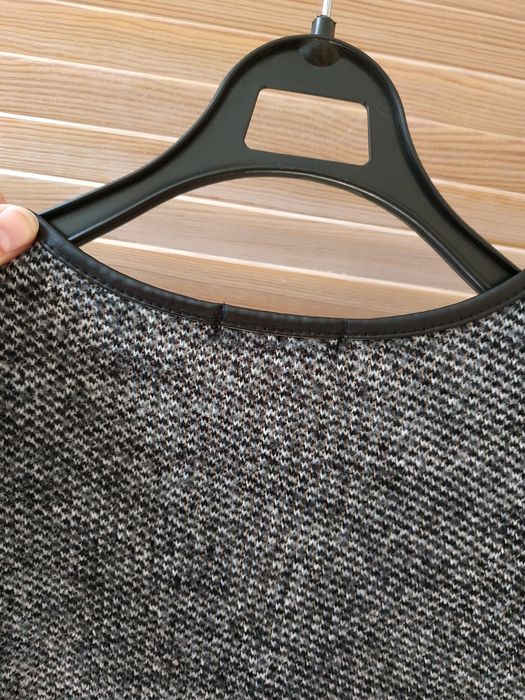 Sukienka z kieszeniami