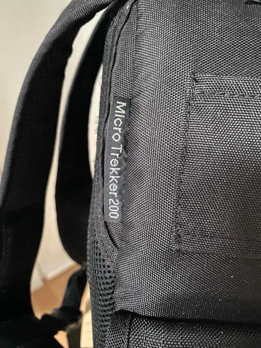Mochila Lowepro Micro Trekker 200