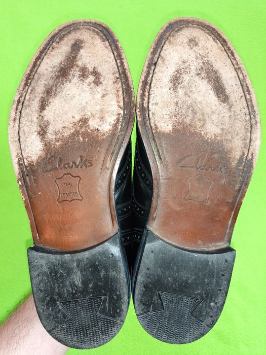 Туфлі, Броги Clarks