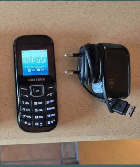 Samsung gt 1200.