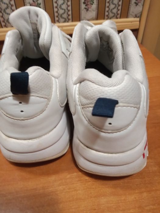 Buty sportowe Fila rozmiar 38