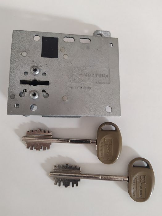 Fechadura para porta segurança