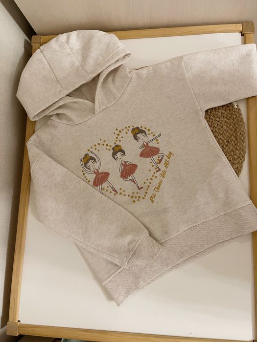 світшот Zara , костюм Zara , лонслінг 104 розмір, сукні Zara