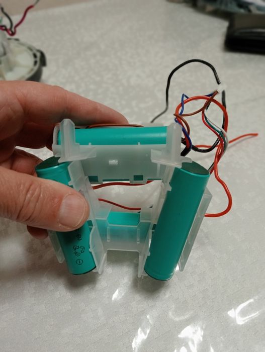 Bateria 18v aspirador AEG